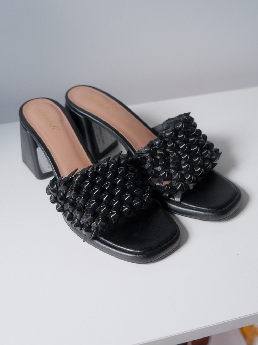 NWT Women's Black Woven Leather Block Heel Mules